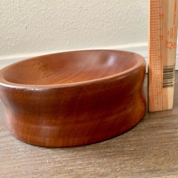 Mid century hand turned teak serving bowl - Picture 2 of 9